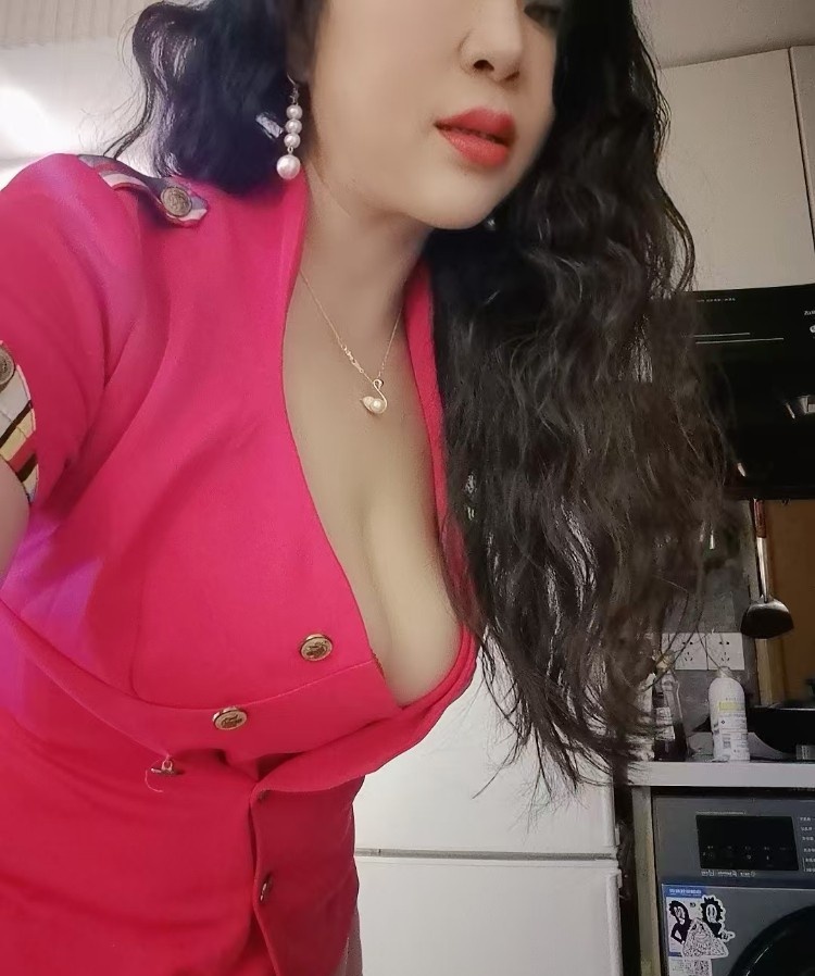 大胸美熟女