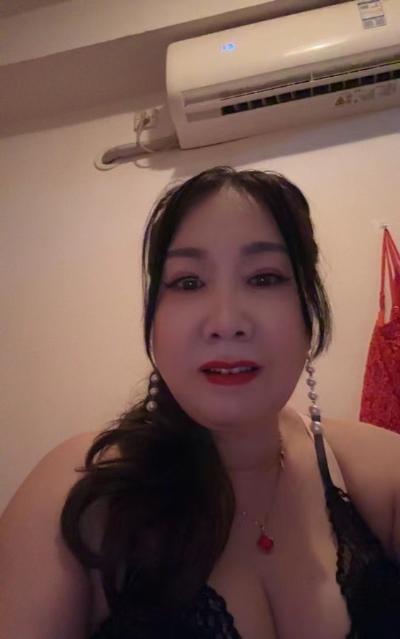 轻熟少妇兰心