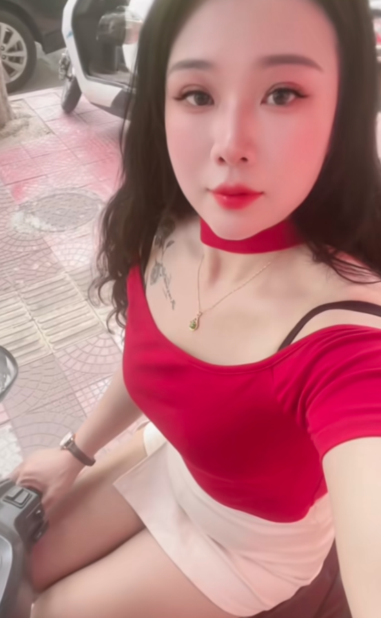 劲松可大可小的妹子