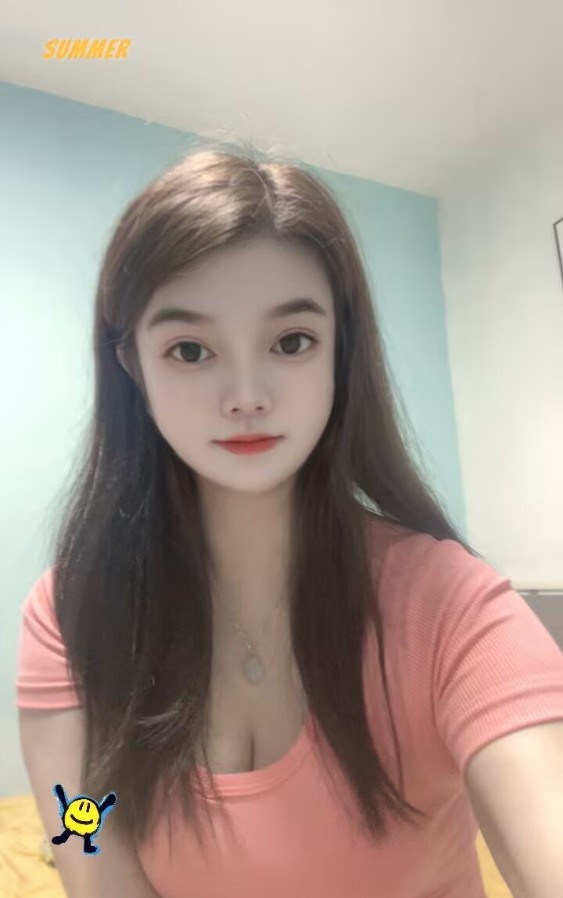 大新地铁体贴少妇
