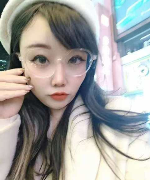 东门宝莉