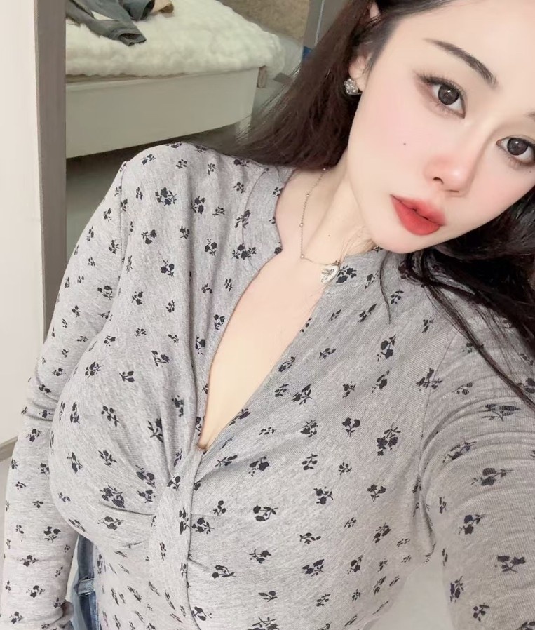 栖霞欧美范然然