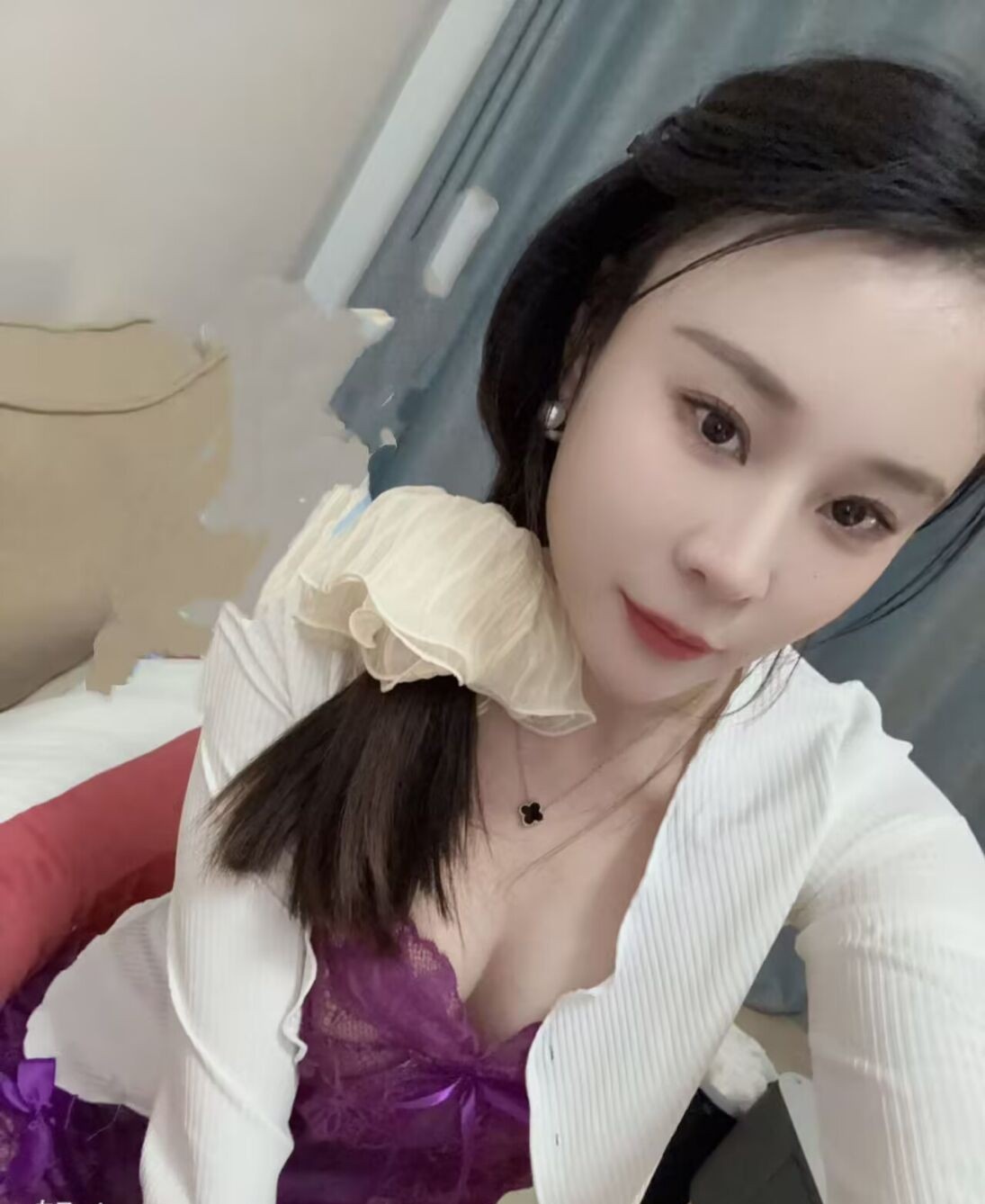 白云嫩妹小颜