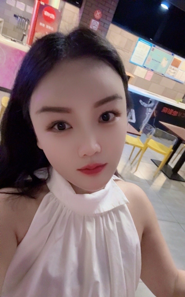 女友感护士楚依