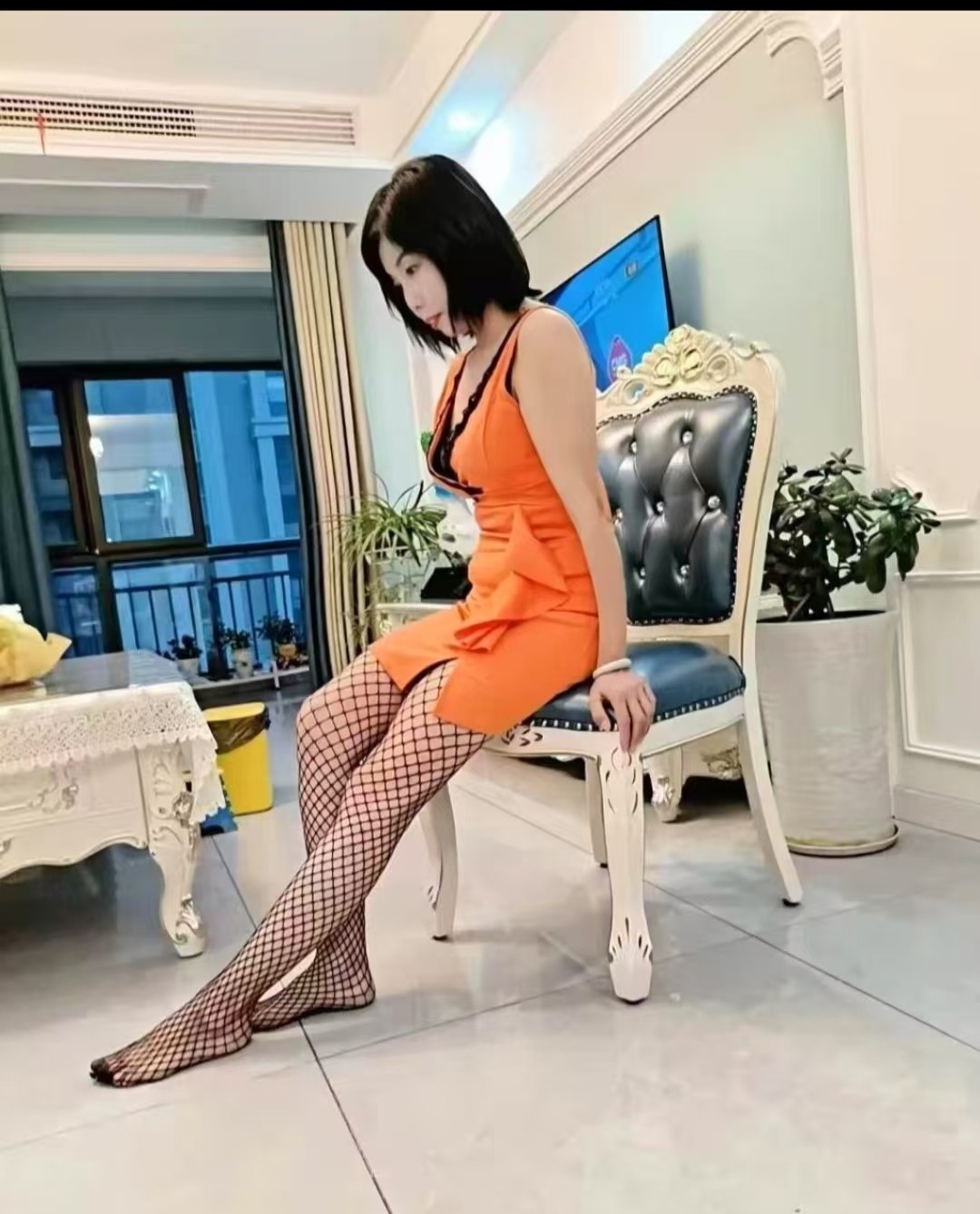 性感黑丝大奶