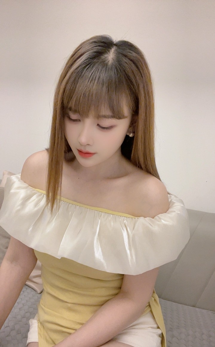 贴心服务诗诗