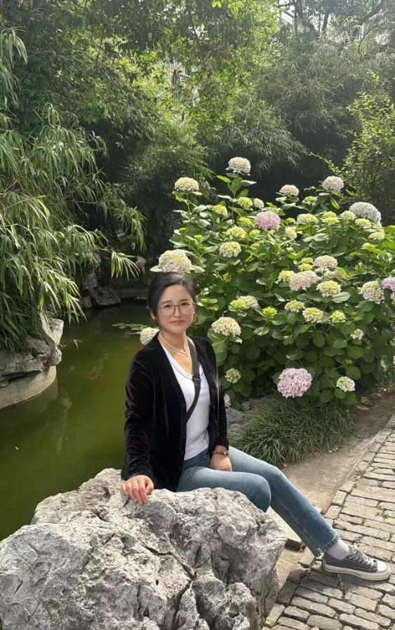 再刷园一老板娘