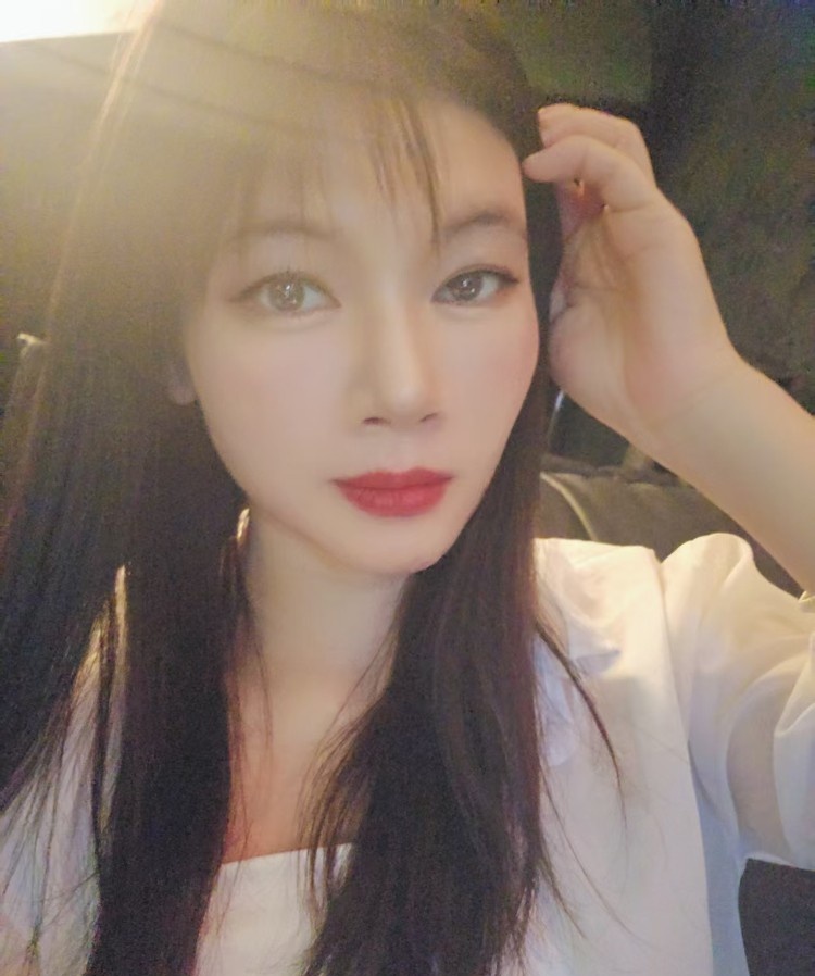 邻家姑娘抓龙筋口暴