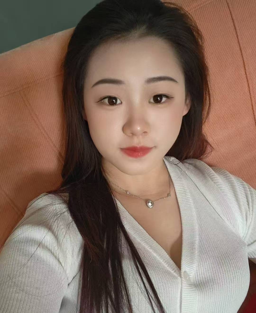 一线天美鲍七七老师