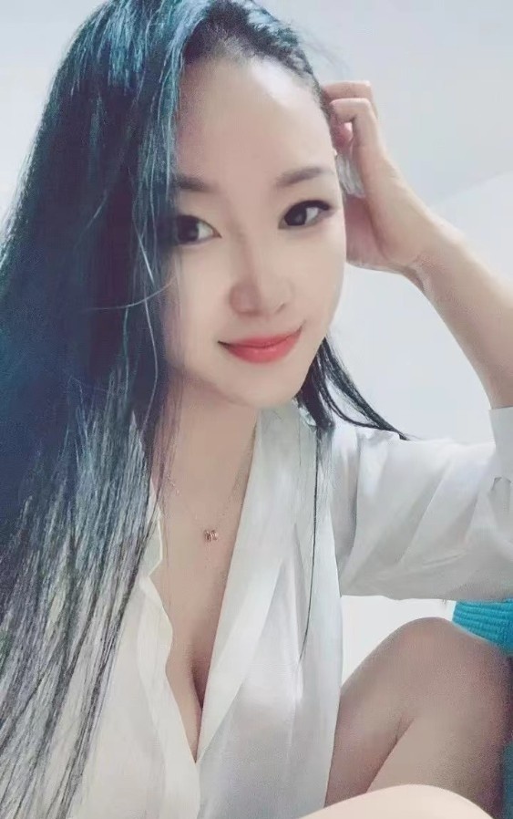 杨浦气质小姐姐