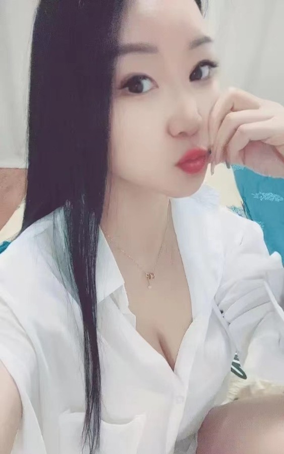 杨浦气质小姐姐