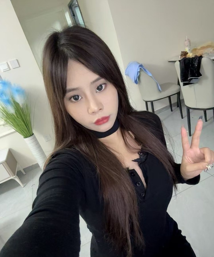 年轻妹子