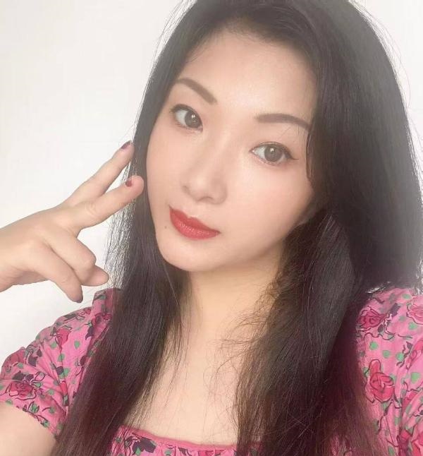 大奶少妇小西茜