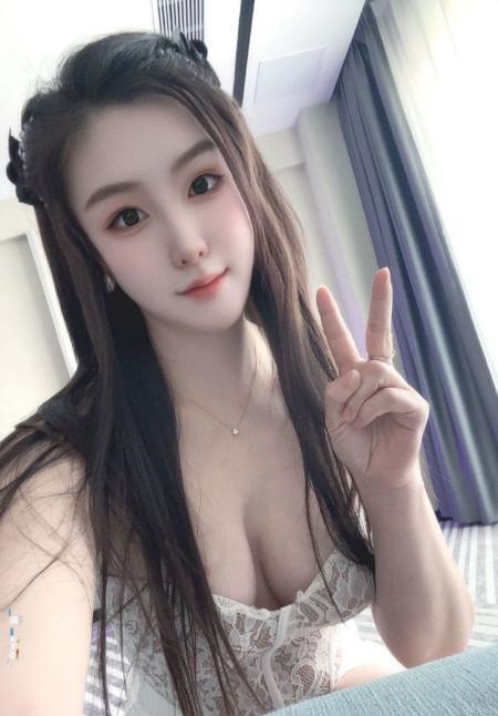 天河大胸骚少妇