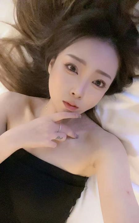 天河苗条妹夏璐