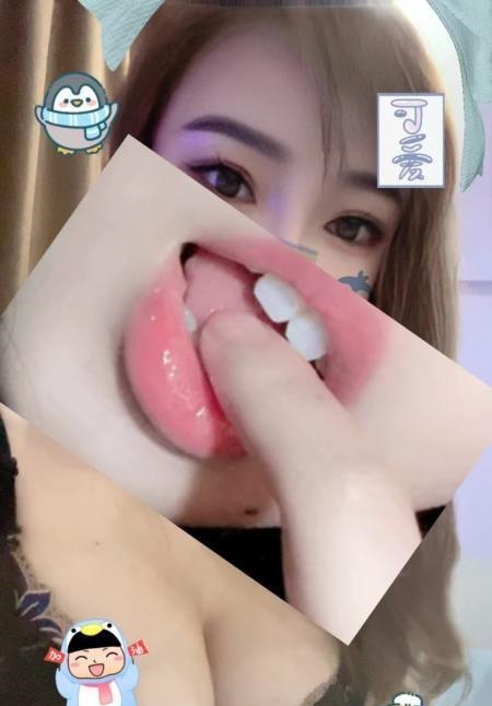 前凸后翘骚货