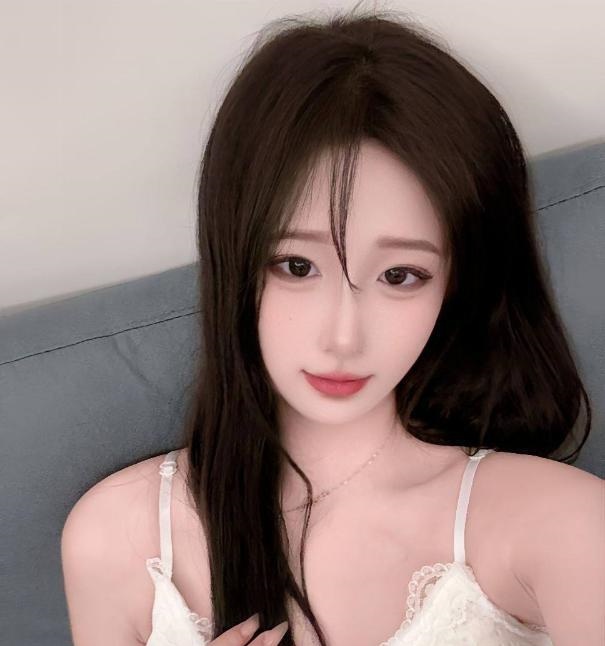 女友感天河小糯米