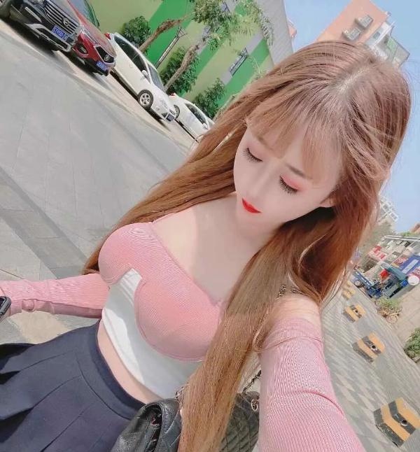 酥胸美腿甜妹纸