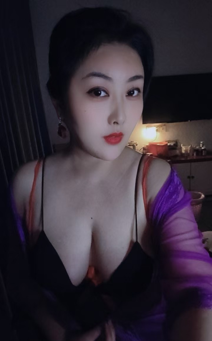 番禺美少妇黄咪
