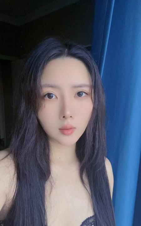 科技少妇