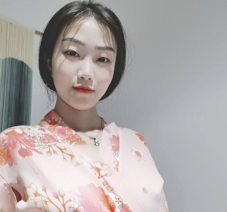 风骚美腿女友