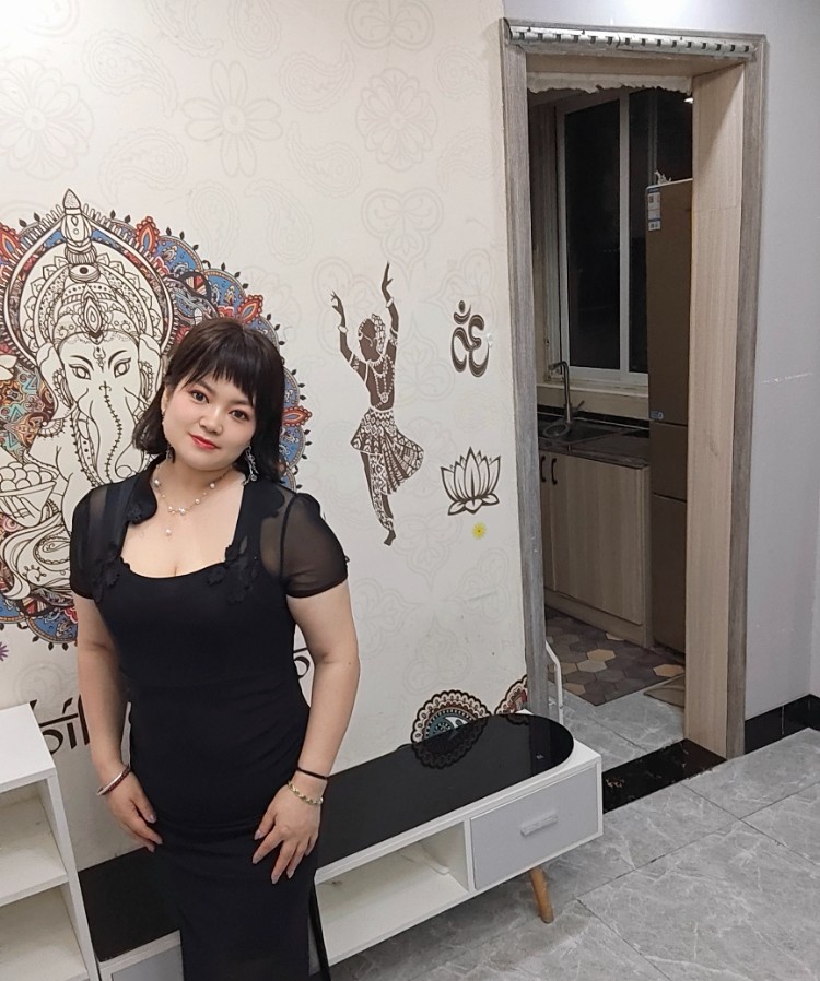 奉贤大眼睛风骚若灵