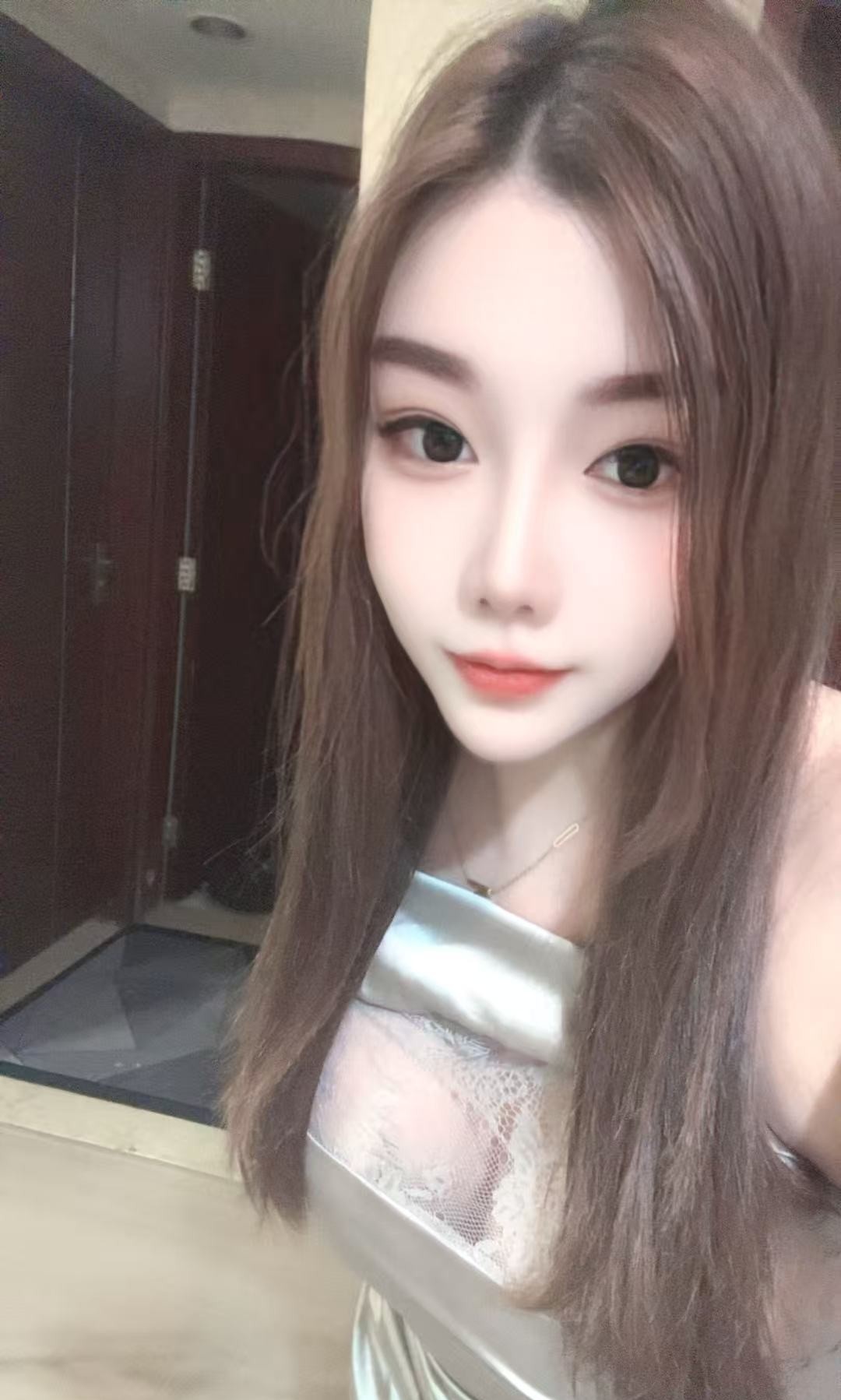 蜜桃翘臀欣欣