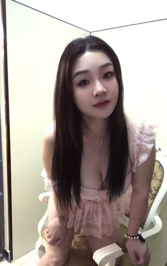 临平大奶少妇