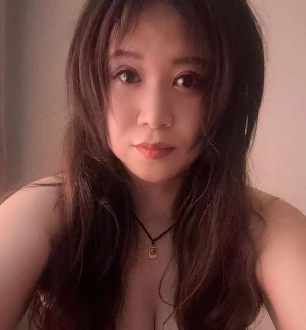 津南微胖水多熟妇
