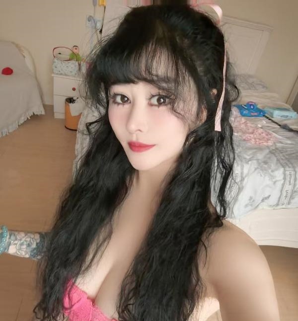 粉装大G奶