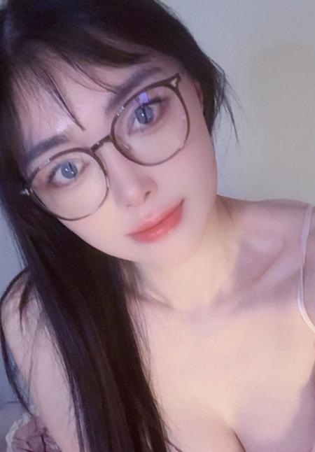 南山眼镜桃妹归来
