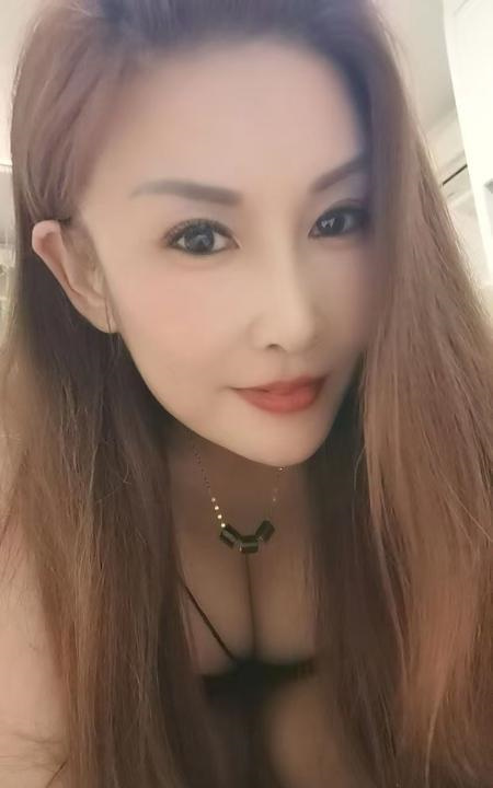 罗湖性价比大胸少妇