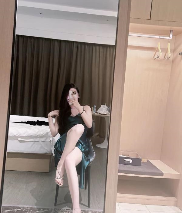 天河美腿骚女