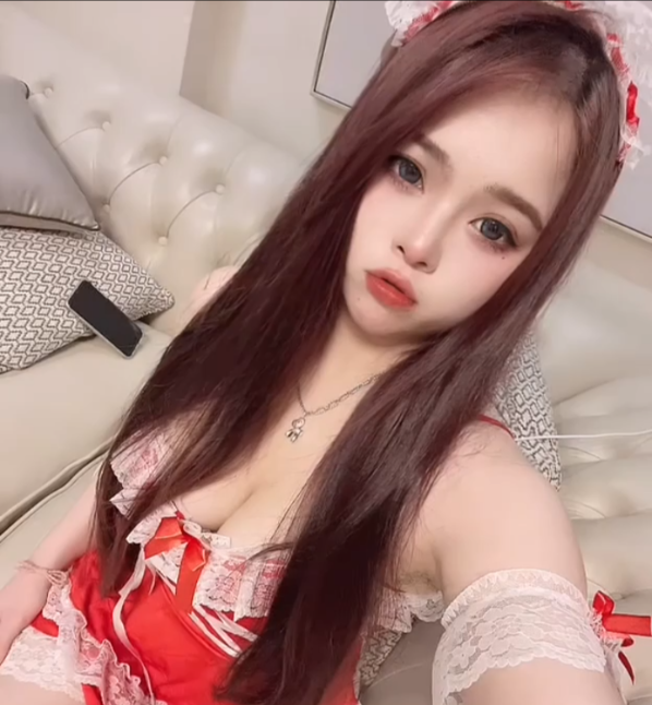灵动舌头小玛丽