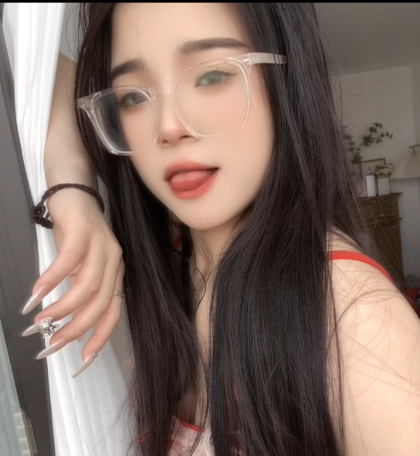 灵动舌头小玛丽