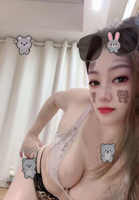 口爆美少妇
