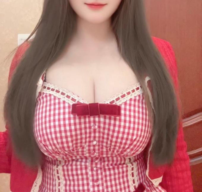 E胸白虎三点粉