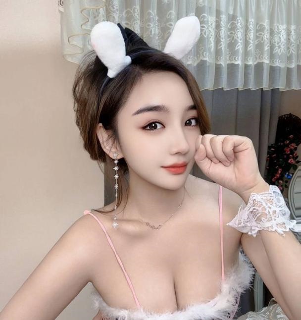 情趣服务系小白