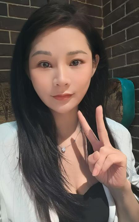 制服包臀兼职小太阳