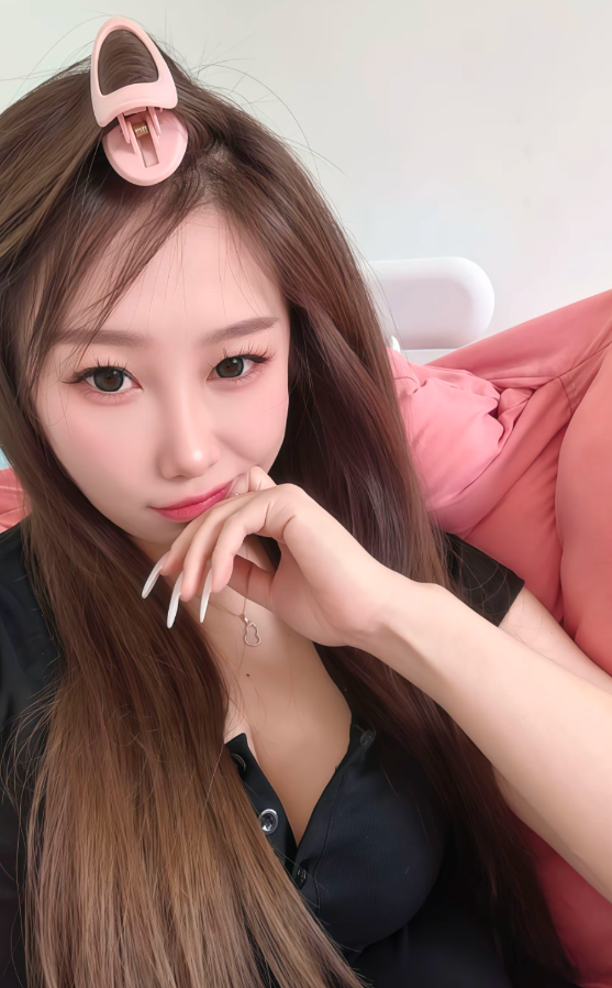 小活精油推拿妹子