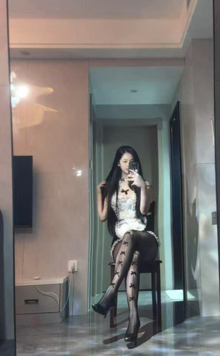 上城巨骚明媚儿