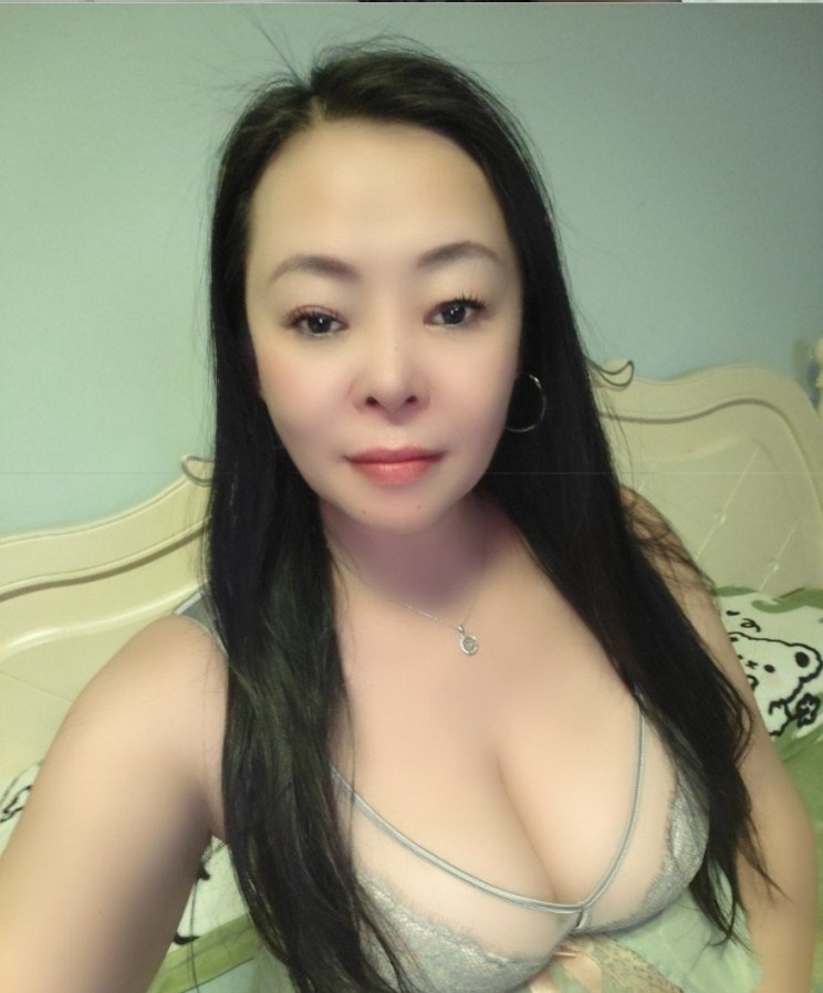 性价比巨乳熟女