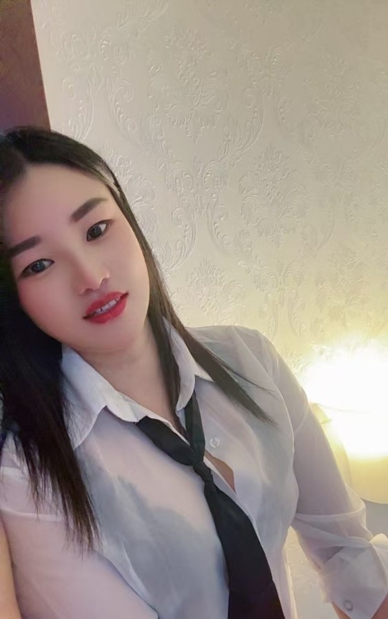 毒龙女王欣欣