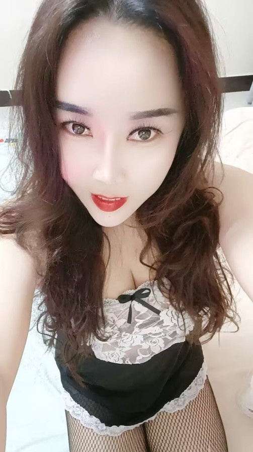 口活超棒的风骚少妇