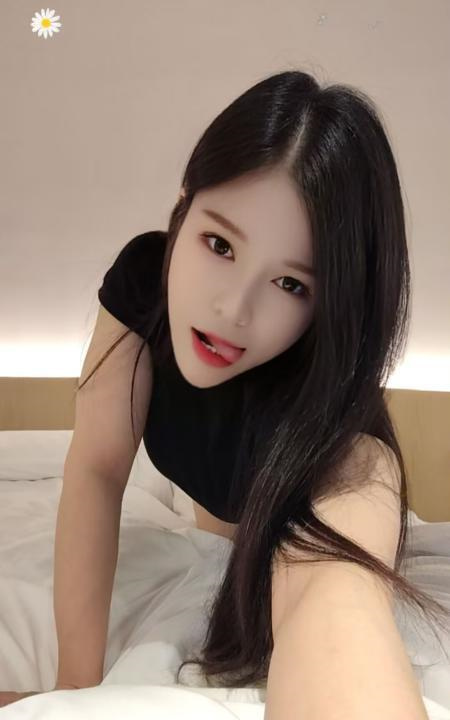 闵行彤彤