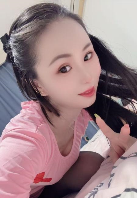 苗条水多的小姐姐