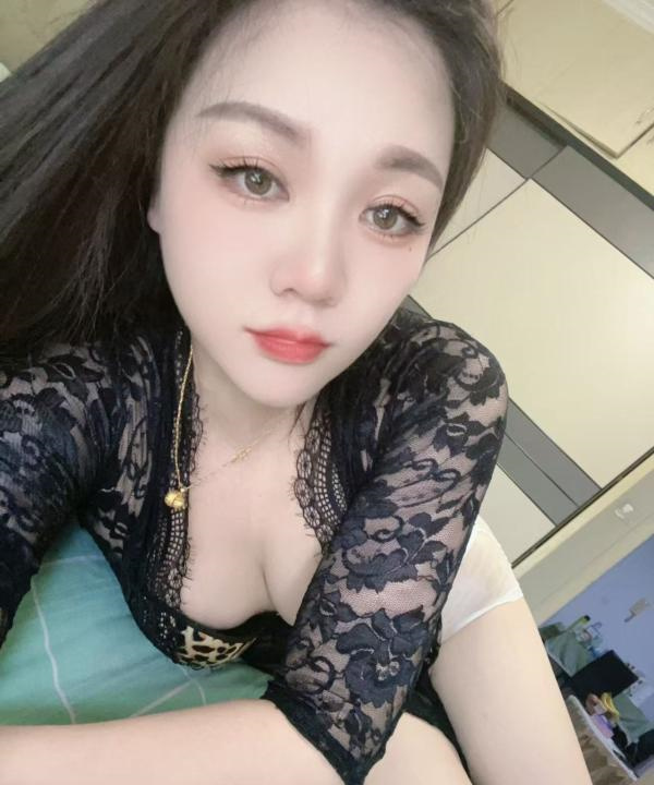 建邺区雅雅