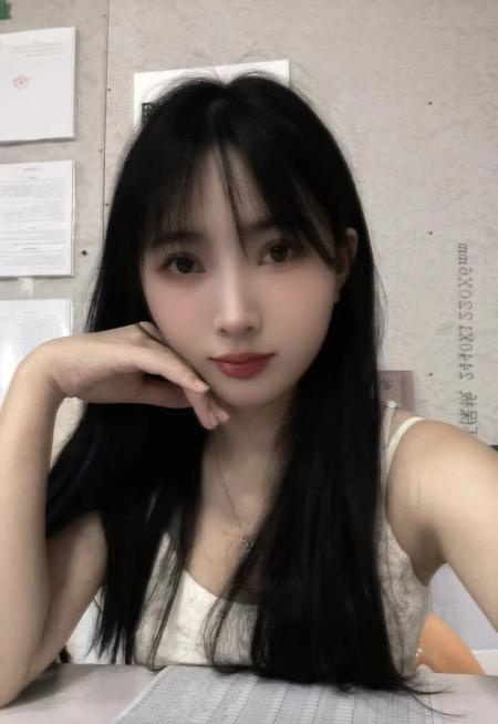 轻熟大胸御姐玥玥