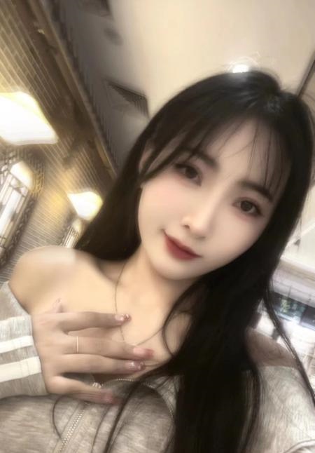 轻熟大胸御姐玥玥