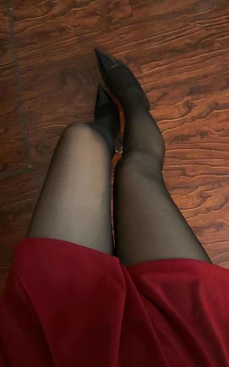 紫荆性感熟女彩云